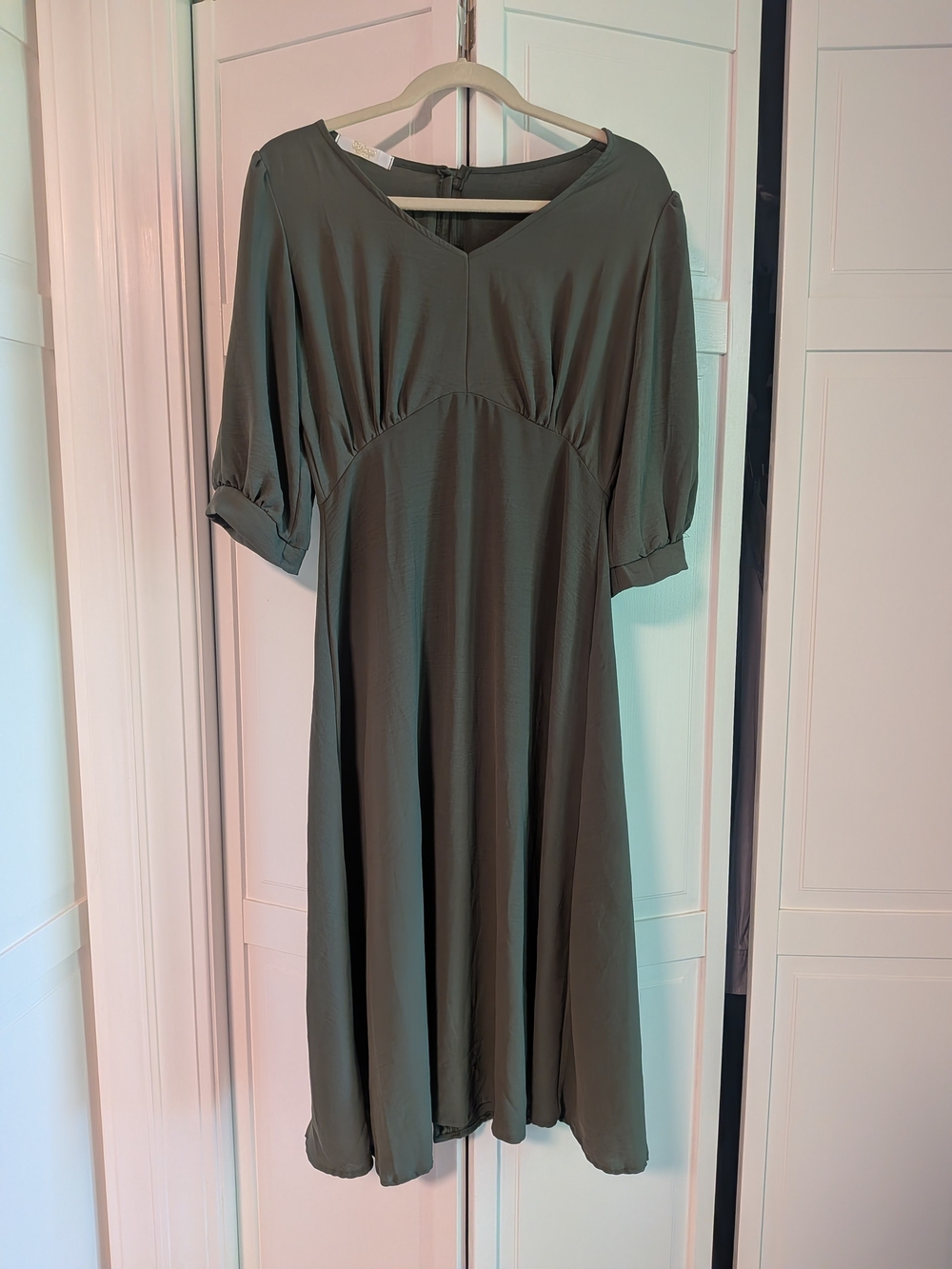 V-Neck Midi Dress in Olive Green